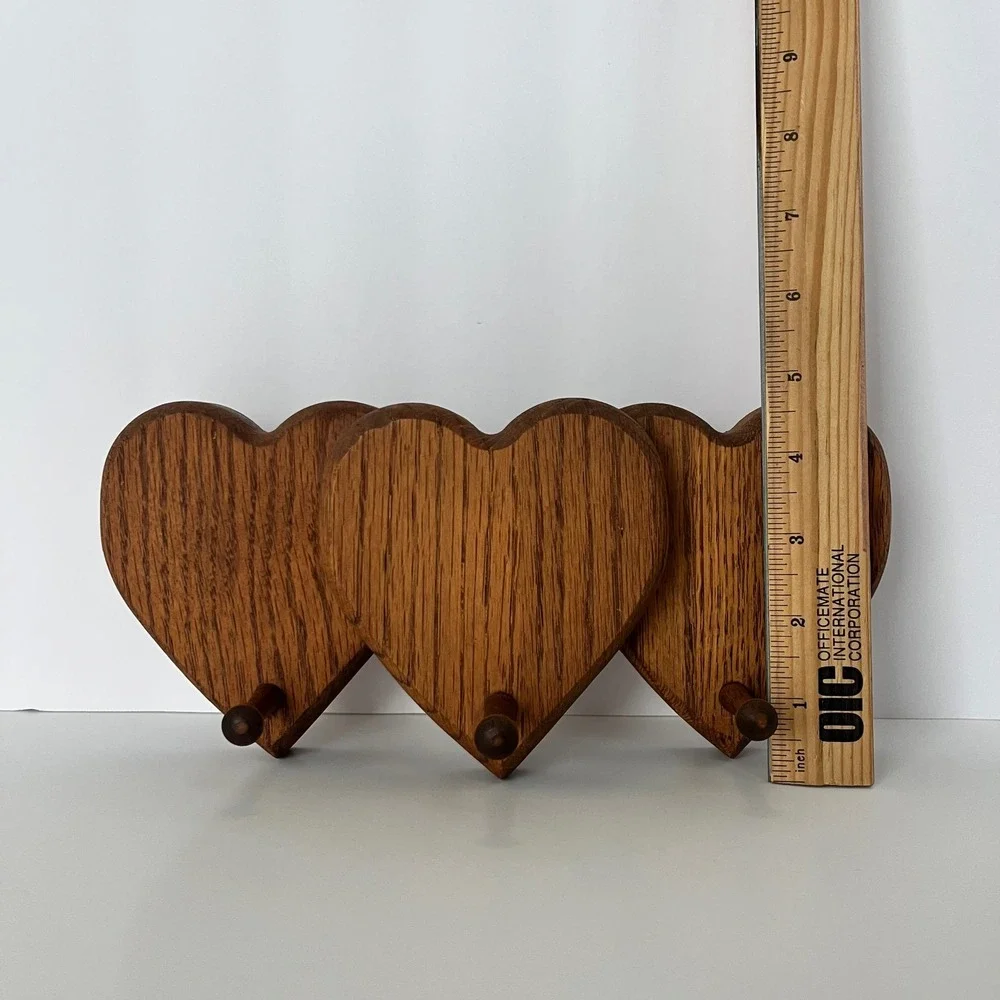 Vintage Oak Wood Triple Heart Wall Hook Rack Peg Hanger Cottagecore Rustic Brown